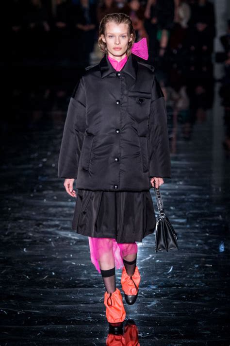 sfilata prada 2018 foto|La sfilata di Prada Autunno Inverno 2018/2019 a Milano .